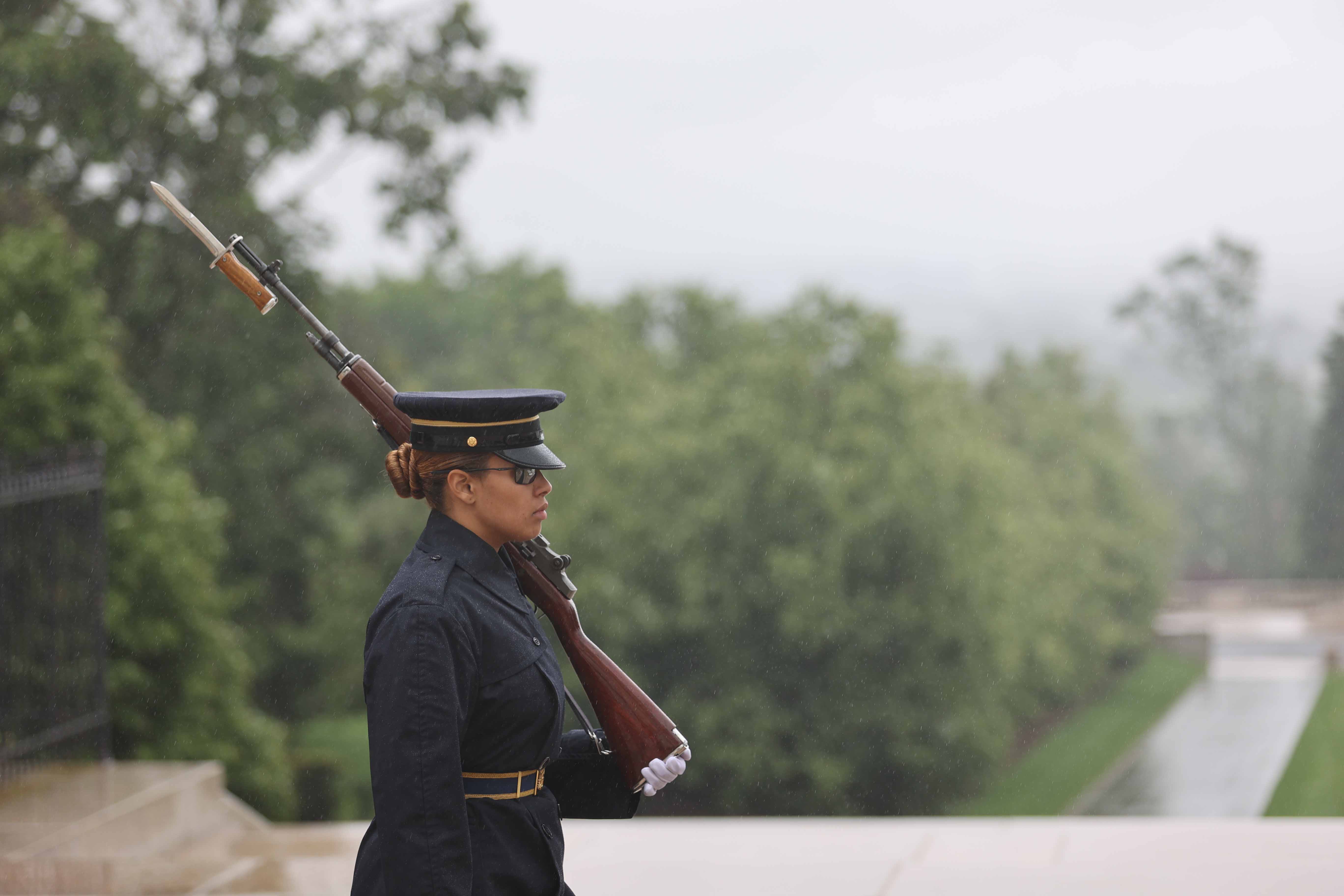 Woman guard and the Tomb of the Unknown Soldier