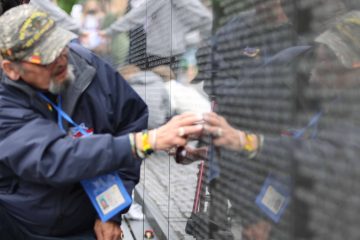 Veteran at Vietnam Wall